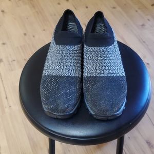 Women's Size 8.5 Slip Ons